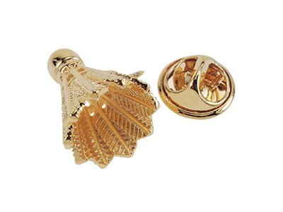 TP55-23G Gold Badminton Sports Novelty Lapel Pin for Suit